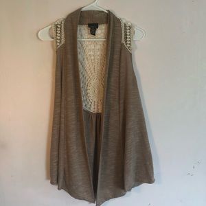 Women’s Rue21 vest
